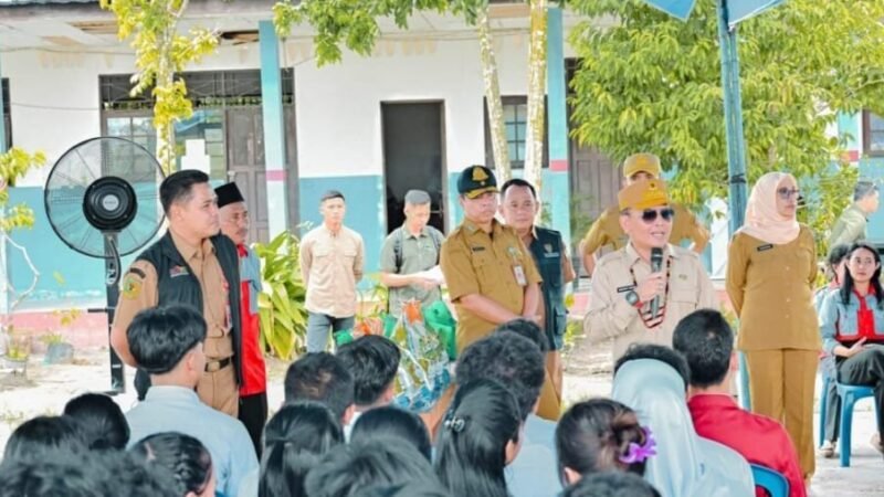 Pemprov Kalteng Gratiskan Seragam, Sekolah Dilarang Pungut Biaya