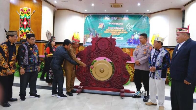 Bupati Heriyus Buka Festival Tandak Intan Kaharingan Ke-X Tingkat Kabupaten Murung Raya