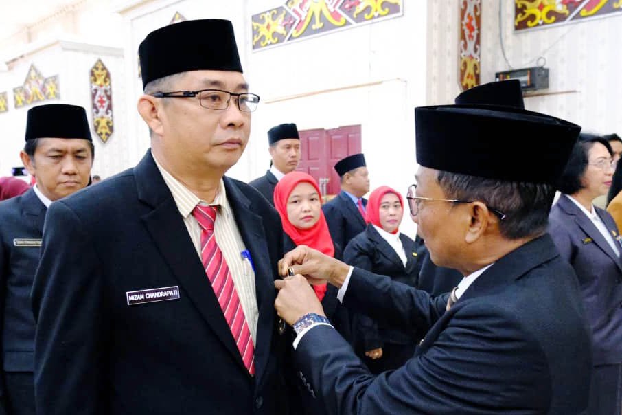 284 ASN Lingkup Mura Terima Satyalancana Karya Satya