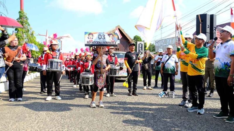 Semarakkan Peringatan Hari Jadi Ke-23 Kabupaten Murung Raya Melalui Karnaval Budaya