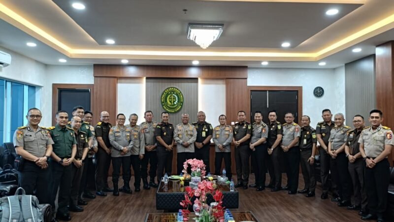 Perkuat Kolaborasi Strategis, Tim PKDN Sespimti Polri Kunjungi Kantor Kejati Kalteng