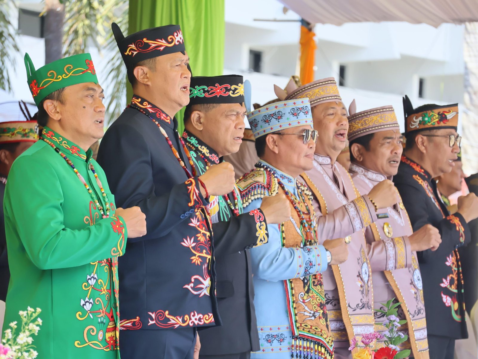 Kapolda Kalteng Bersama Gubernur Hadiri Upacara Peringatan Hari Jadi Kabupaten Barsel Ke-66