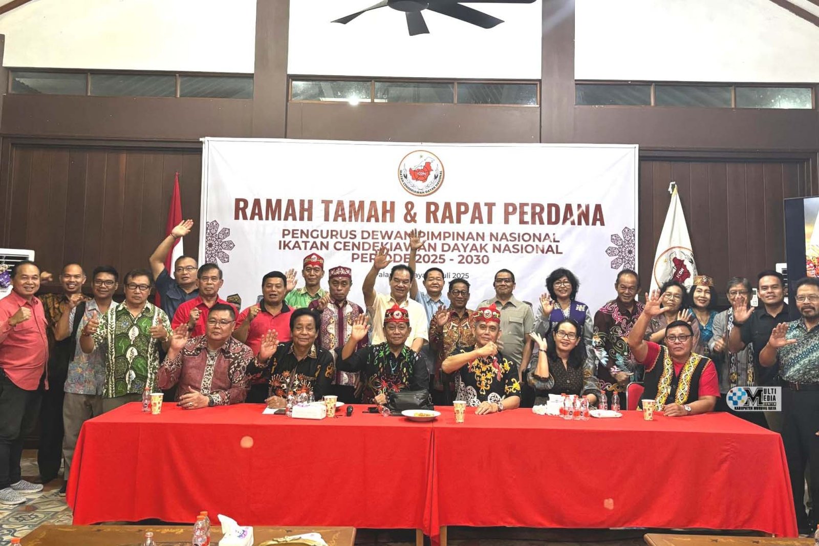 Heriyus Hadiri Rapat Perdana Ikatan Cendekiawan Dayak Nasional