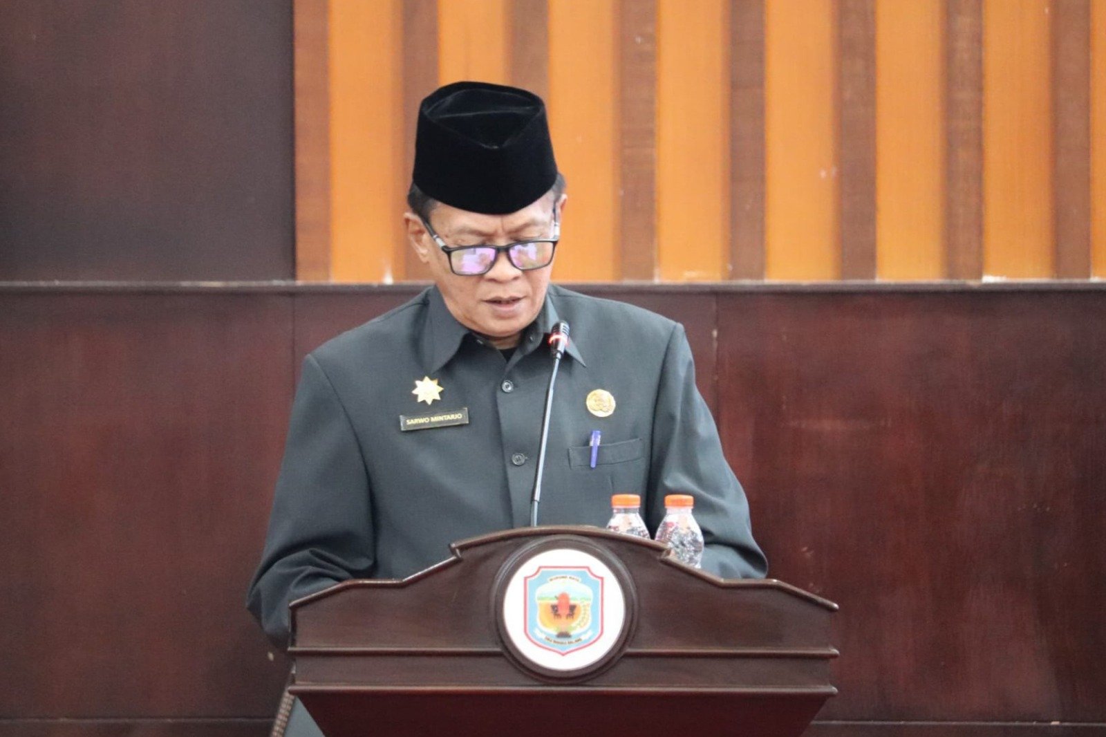 Rapur Dengarkan Jawaban Pemda Terhadap Pandangan Umum Fraksi DPRD Atas 3 Raperda