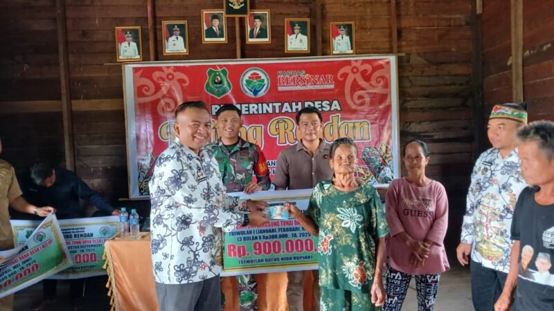 Pemdes Tanjung Rendan Salurkan BLT