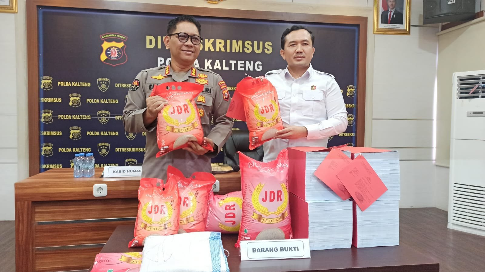 Pria Jual Beras Premium Palsu Diamankan Ditreskrimsus Polda Kalteng