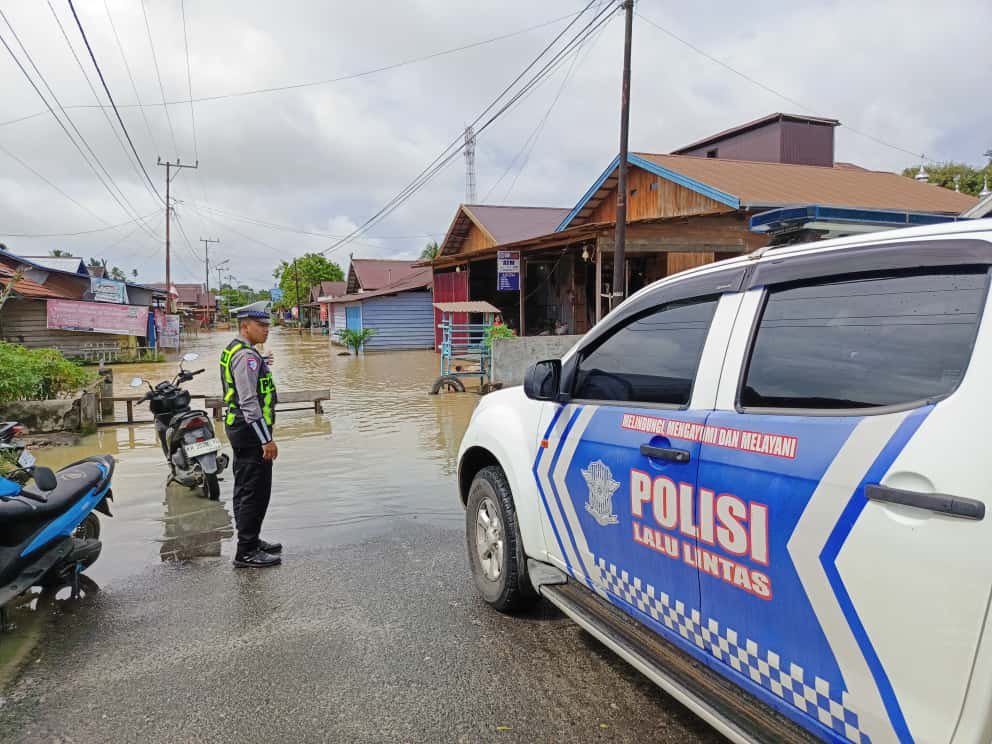 Patroli Ruas Jalan Rawan Genangan Air, Ini Kata Kasat Lantas Polres Gumas