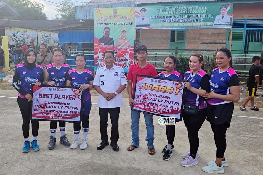 Bupati Mura Hadiri Pertandingan Voly Putri Tingkat Kecamatan Laung Tuhup