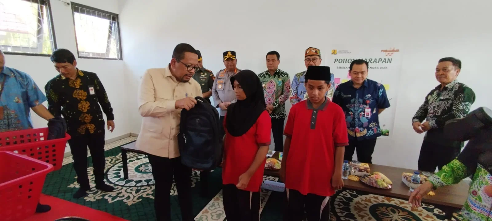 Wakil Wali Kota Palangka Raya Dampingi KSP Qodari Kunjungi Sekolah Rakyat