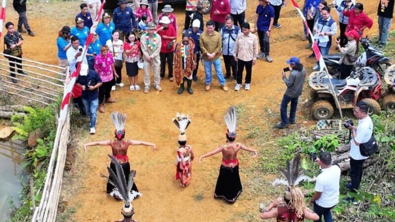 Bupati Mura Heriyus Hadiri Panen Ikan Perdana BUMDes Hopakat Maju Bersama