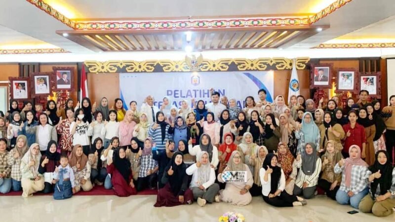 Diskop UKM Perindag Gelar Pelatihan Literasi Keuangan untuk Pelaku UMKM di Murung Raya