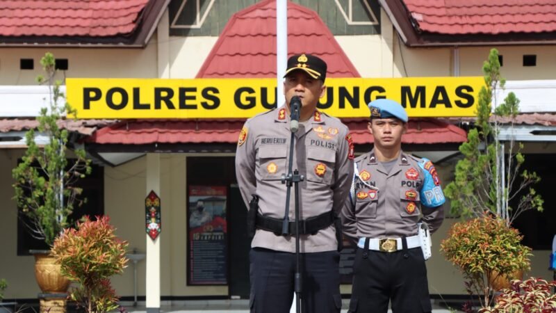 Kapolres Gumas Pimpin Apel Akbar Kebangsaan Bersama Buruh, Pekerja dan Ormas