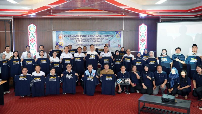 Asisten II Setda Mura Buka Sosialisasi Pendidikan Anti Korupsi, Perkuat Budaya Integritas