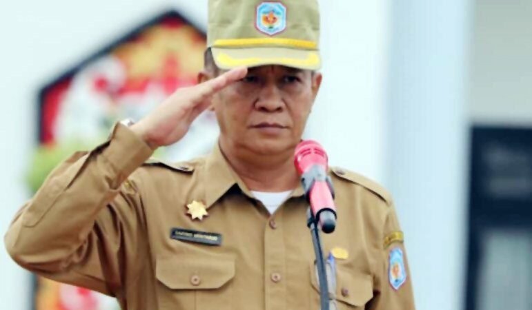 Plt Sekda Tekankan Pentingnya Disiplin Kerja Saat Pimpin Apel Gabungan Lingkup Pemkab Mura