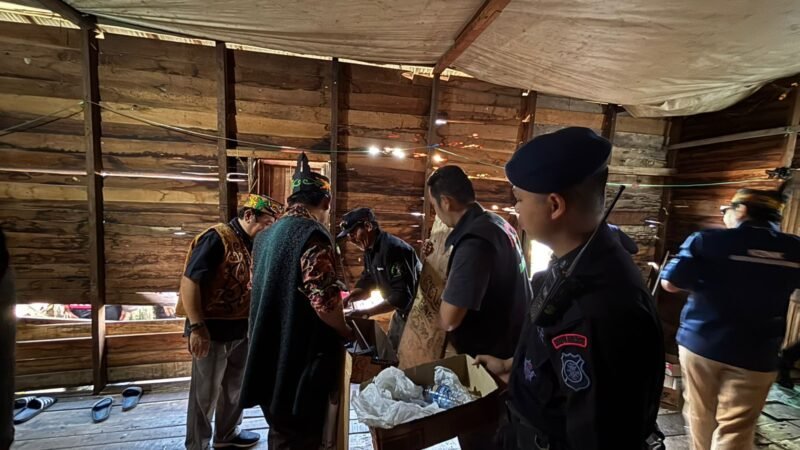 Brimob Kalteng Back Up BNN Lakukan Pembersihan Narkotika Di Puntun