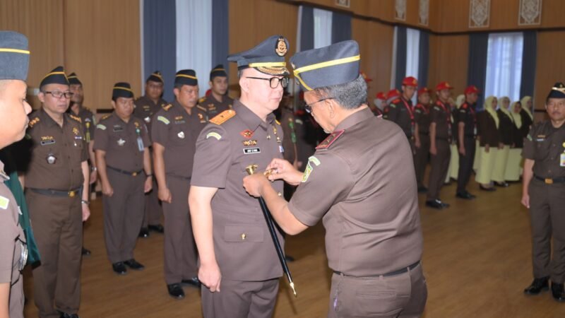 Dr. Arip Zahrulyani Resmi Menjabat Wakajati Kalteng, Kajati Tekankan Integritas dan Profesionalitas