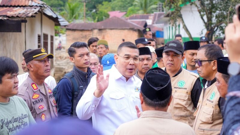 Wamen ATR/BPN Ossy Dermawan Tinjau Langsung Lokasi Bencana di Tapsel, Serahkan Bantuan dan Tampung Aspirasi Warga