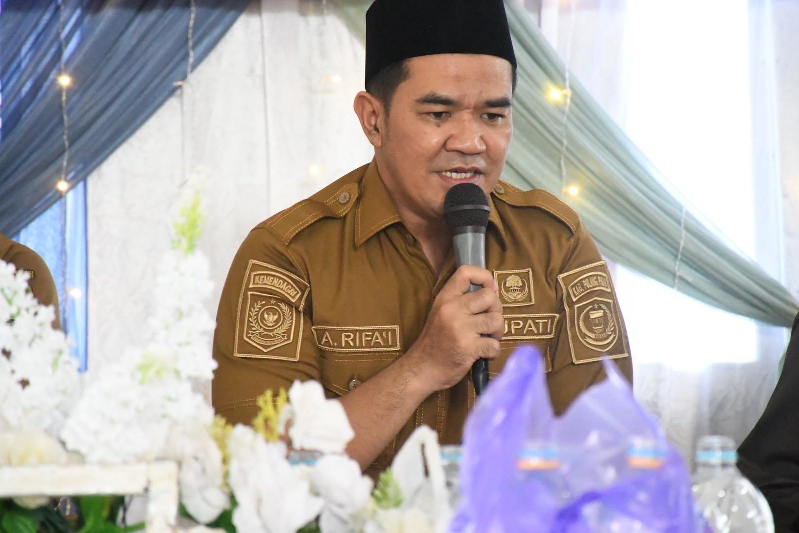 Bupati dan Wabup Pulpis Hadiri Safari Isra Mi’raj, Warga Diajak Tingkatkan Ukhuwah
