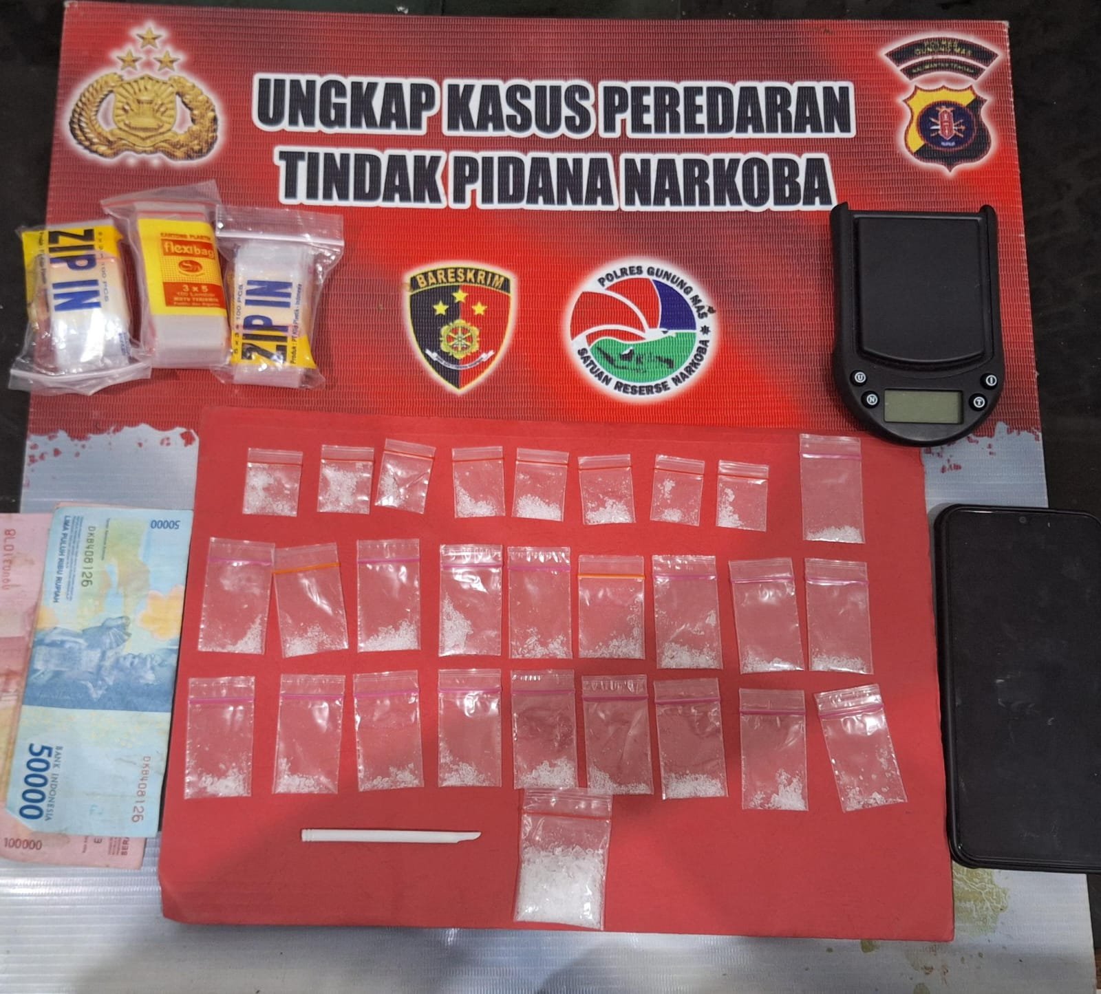 Polres Gunung Mas Bongkar Peredaran Sabu di Hotel, 28 Paket Diamankan