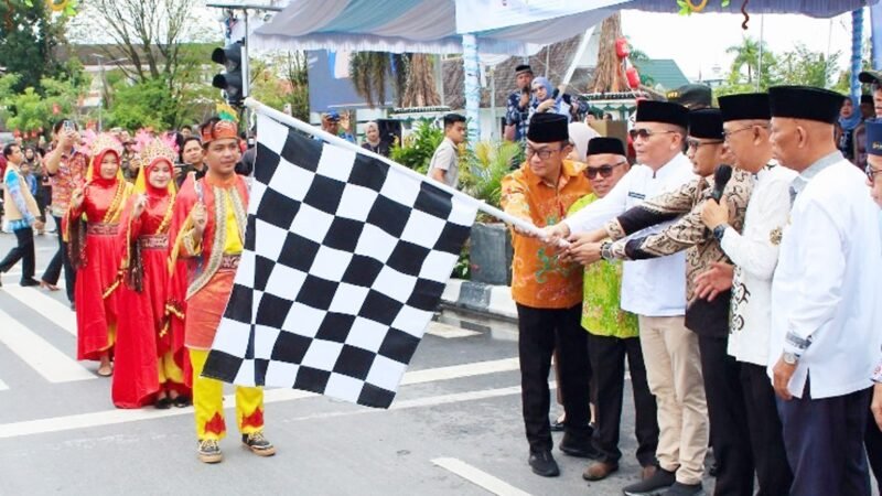 Gubernur Kalteng Agustiar Sabran Lepas Peserta Pawai Tarhib Ramadan 1447 H