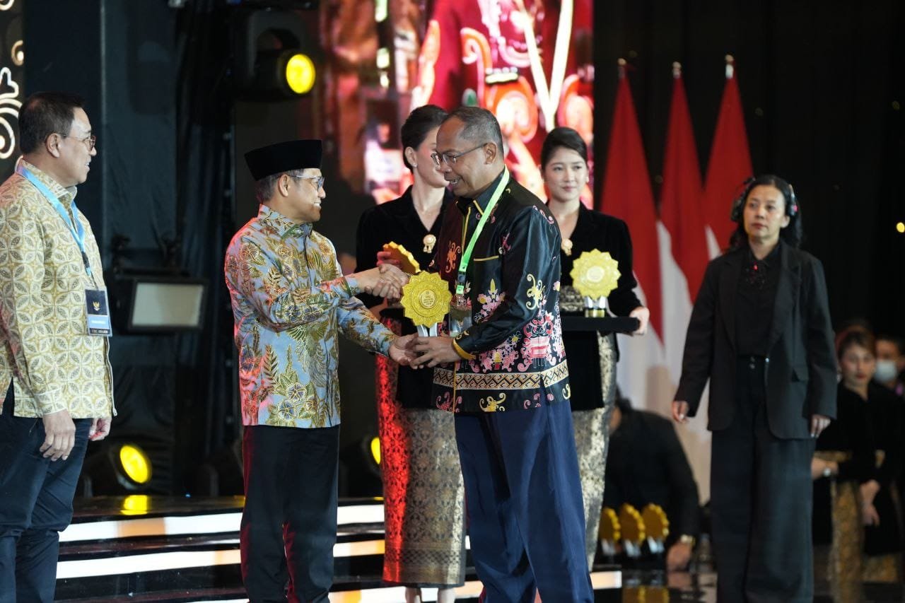 Penghargaan Universal Health Coverage Award 2026 untuk Kalimantan Tengah