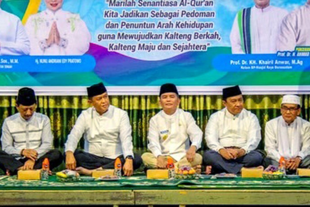 Gubernur Kalteng Hadiri Peringatan Nuzulul Qur’an di Masjid Raya Darussalam Palangka Raya