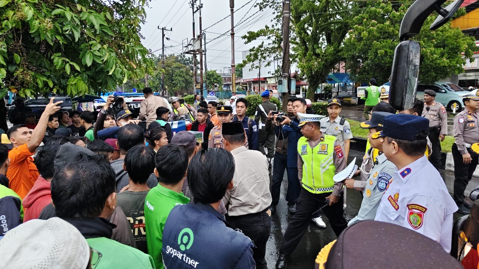 Patroli Gabungan Amankan Malam Takbiran, Polda Kalteng Kerahkan Ratusan Personel