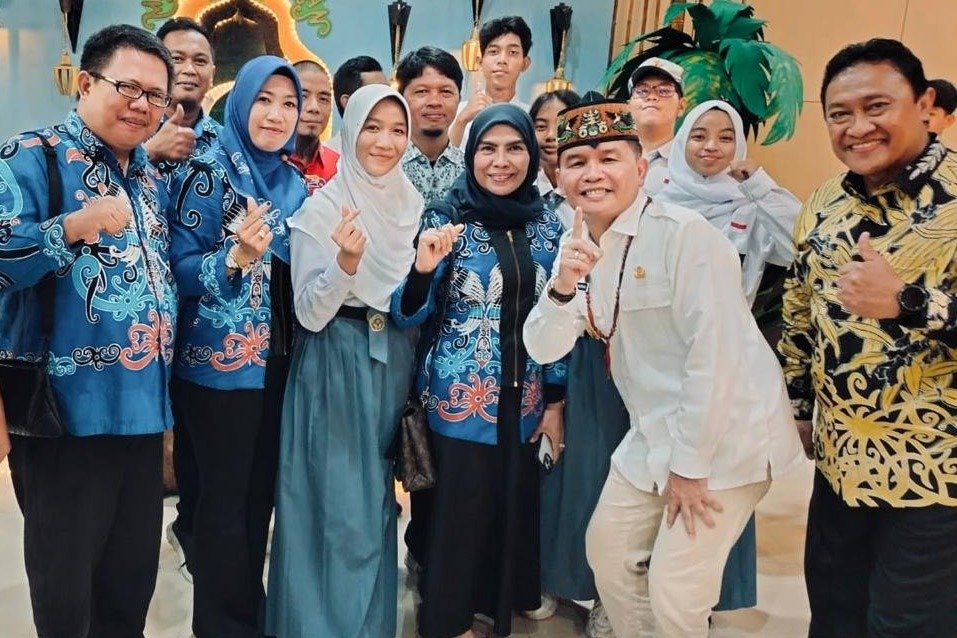 Plt. Kadisdik Kalteng Apresiasi SKHN 1 Palangka Raya Tembus 10 Besar Nasional