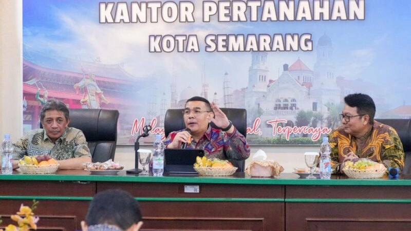 Wamen ATR/BPN Sidak Layanan Akhir Pekan di Semarang, Minta Berkas Pertanahan Jangan Menumpuk