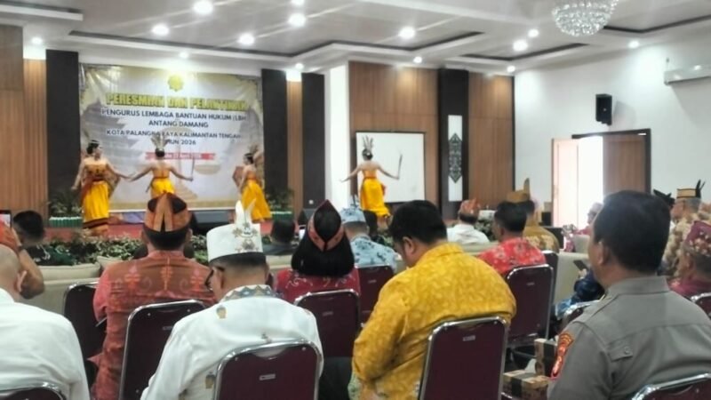 Satbinmas Polresta Palangka Raya Hadiri Pelantikan LBH Antang Damang, Dorong Akses Hukum bagi Warga