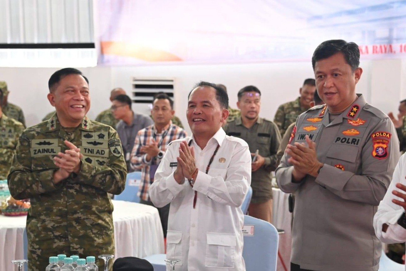 Gubernur Kalteng Hadiri Launching 11.061 Titik KDKMP Secara Vicon