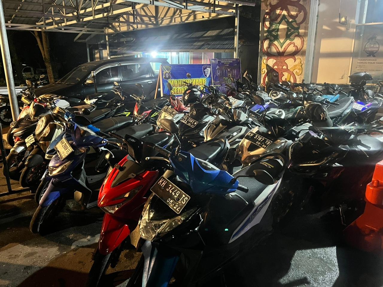 Patroli Malam Satlantas Palangka Raya Bubarkan Balap Liar, 14 Motor Diamankan