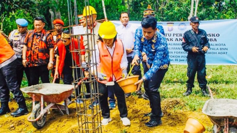 Wakili Gubernur, Pj Sekda Kalteng Hadiri Peletakan Batu Pertama Posko GDAN