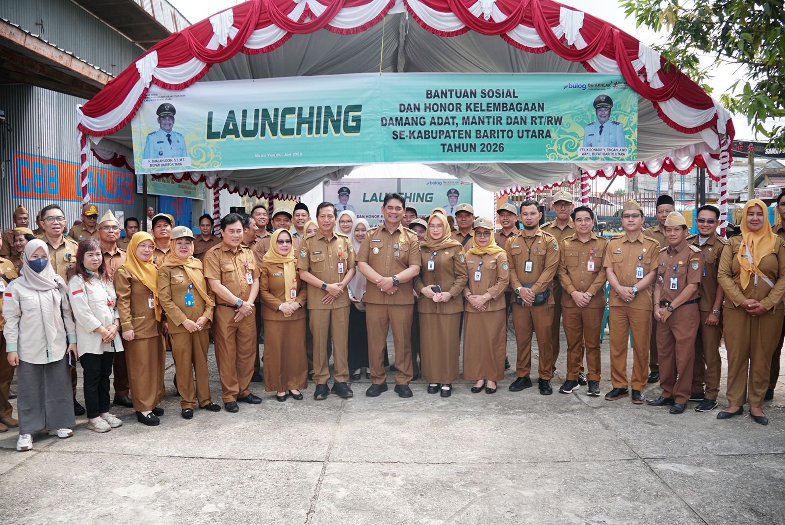 Pemkab Barito Utara Luncurkan Bansos Permakanan untuk 1.256 Warga dan Beri Honorarium Perangkat Adat