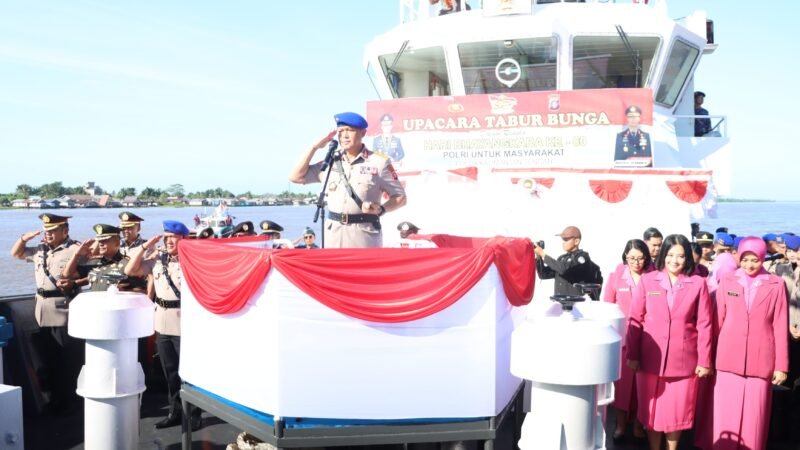 Jelang Hari Bhayangkara, Polda Kalteng Gelar Tabur Bunga di Sungai Kapuas