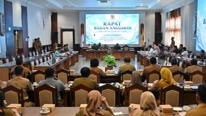 Rapat Banggar DPRD Bahas Raperda Pertanggungjawaban Pelaksanaan APBD 2025 Bersama TAPD Kalteng