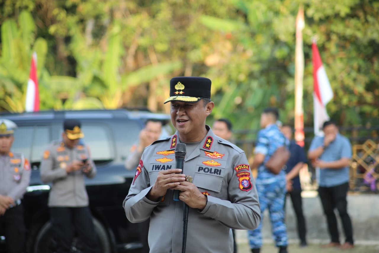 SD Islam Plus Hidayatut Thullab di Kobar Diresmikan, Kapolda Kalteng Beri Dukungan