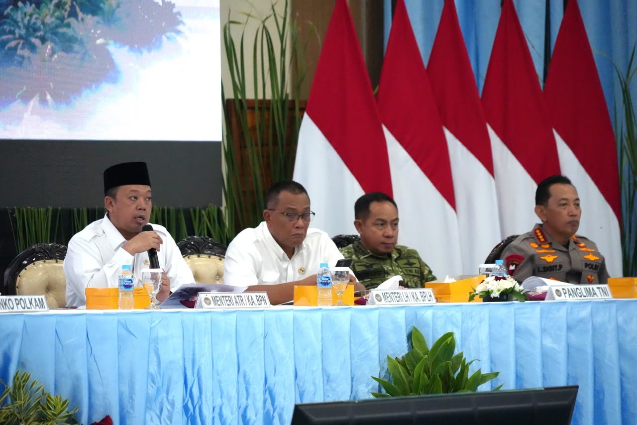 Nusron Wahid Sebut Kebakaran Lahan Bisa Berujung Pembatalan HGU