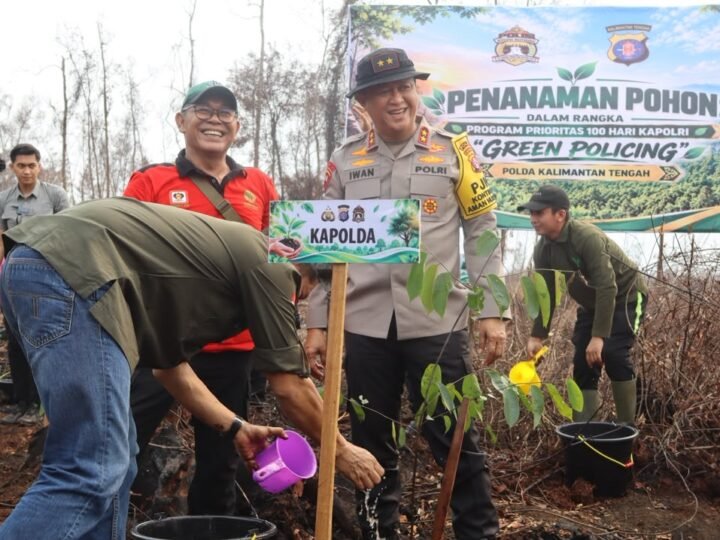 Pulihkan Gambut Pascakarhutla, Kapolda Kalteng Ajak Masyarakat Wariskan Hutan Lestari